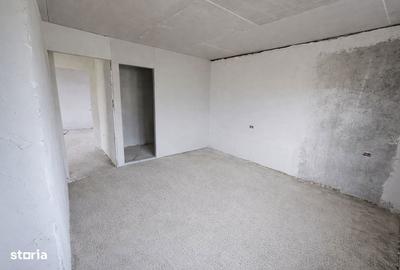 Casă cu 8 camere cu Teren 500 Mp în Moara - 1