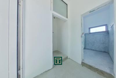 Apartament cu potential cu 2 camere la curte comuna in Centru - 7