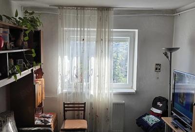 Apartament cu 3 camere decomandat în Central - 3