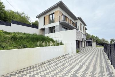 Casă cu 4 camere cu Canalizare în Feleacu
