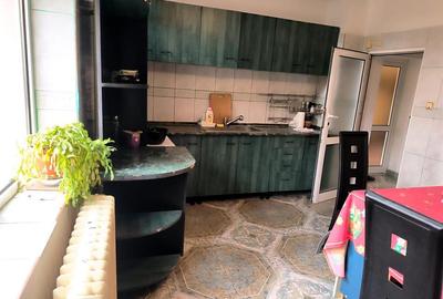 Casă cu 4 camere cu Canalizare în Central - 15