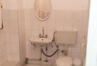 Spațiu comercial, de 85 mp, în Central - 5