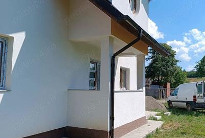 Casă cu 4 camere cu Teren 1144 Mp în Precista - 4