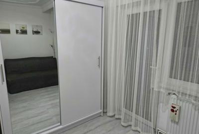 Apartament cu 3 camere decomandat în Sud - 1