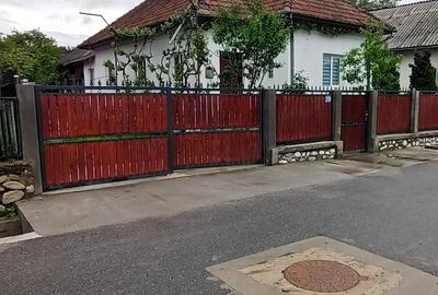 Casă cu 4 camere în Domnești - 10