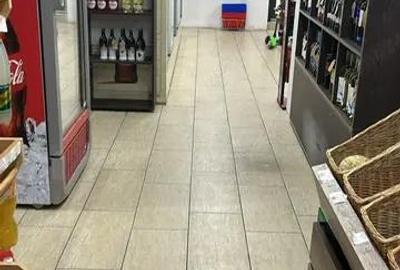 Spațiu comercial, de 180 mp, în Tineretului - 4