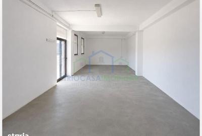 Spațiu comercial, de 831 mp, în Ișalnița - 11