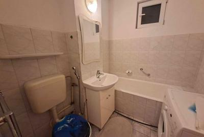 Apartament cu 3 camere decomandat în Central - 2