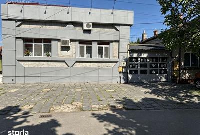 Casă cu 4 camere cu Teren 700 Mp în Central - 3