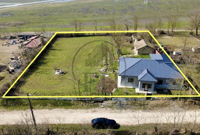 Casă individuală cu 4 camere cu Canalizare în Negrești - 1