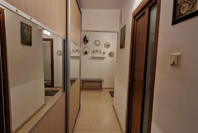 Apartament cu 2 camere decomandat în Calea București - 2