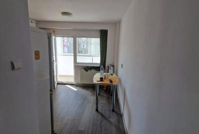 Garsoniera, 50 mp, balcon 10 mp, zona Piata Marasti, etaj intermediar - 4