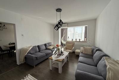 Apartament cu 3 camere semidecomandat în Central - 6