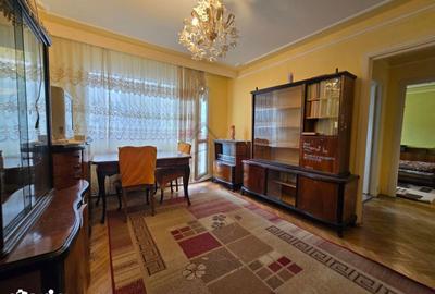 Apartament cu 2 camere semidecomandat în Podu Roș