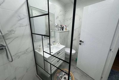 Apartament cu 3 camere semidecomandat în Central - 11