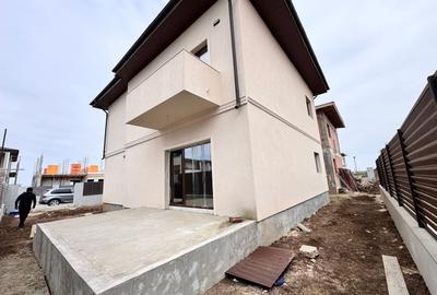 Casă individuală cu 5 camere cu Canalizare în Dobroești - 9