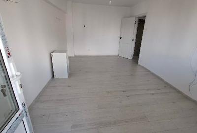 Apartament cu 3 camere decomandat în Colentina - 7
