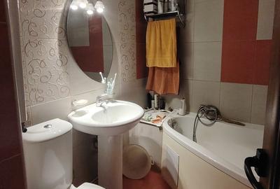 Apartament cu 3 camere decomandat în Păcurari - 7
