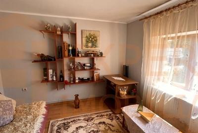 Casa in centrul Cobadinului, COMISION 0% - 8