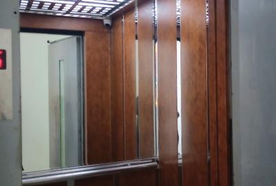 Apartament cu 2 camere semidecomandat în Banu Manta - 9