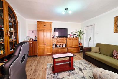 Apartament 2 camere amenajat, etaj 3, bloc reabilitat - Micalaca - 2