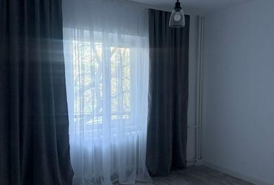 Apartament cu 3 camere decomandat în Calea Călărașilor - 9