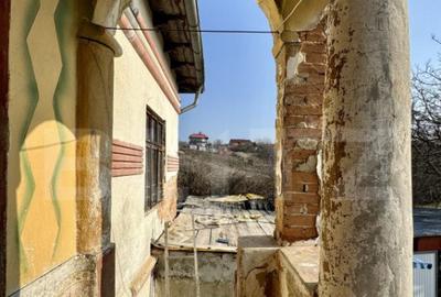 Casă cu 5 camere cu Teren 8759 Mp în Central - 12