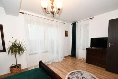 Casă cu 5 camere cu Teren 500 Mp în Ultracentral