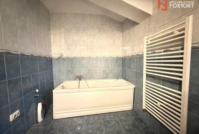 Casă cu 3 camere cu Canalizare în Dumbrăvița - 4