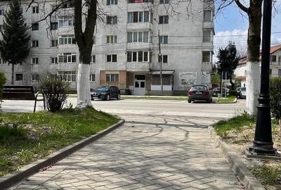 Apartament cu 3 camere decomandat în Central - 6