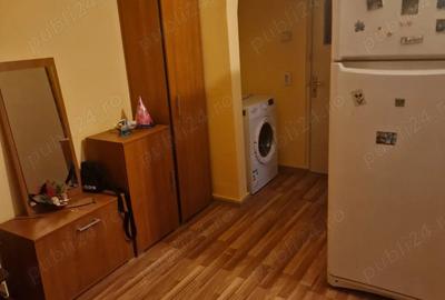Apartament 2 camere decomandat etaj 1 - 2