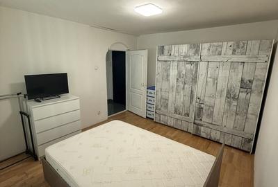 Apartament cu 2 camere decomandat în Grigorescu