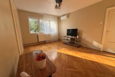 Apartament cu 2 camere, mobilat în Dacia