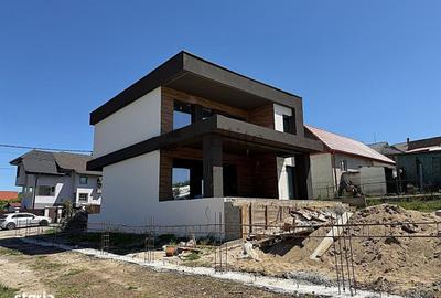 Casă cu 4 camere în Spitalul Județean - 2