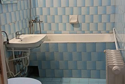 Apartament cu 3 camere decomandat în Gheorgheni
