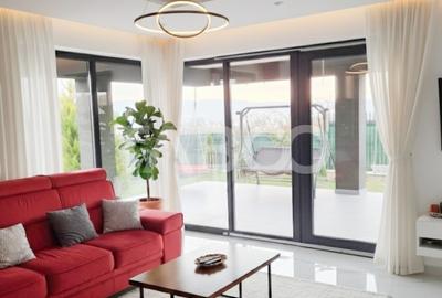 De vanzare casa individuala la cheie cu garaj si terasa cu panorama - 1