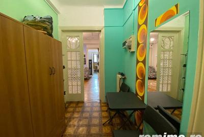 Apartament cu 5 camere semidecomandat, mobilat în P-ța Universității - 3