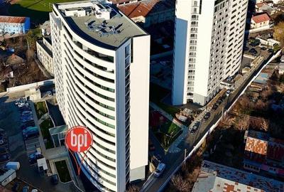 Spațiu comercial, de 40 mp, în Universității - 1