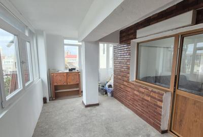 Apartament 3 camere - zona Casei de Cultura - 13