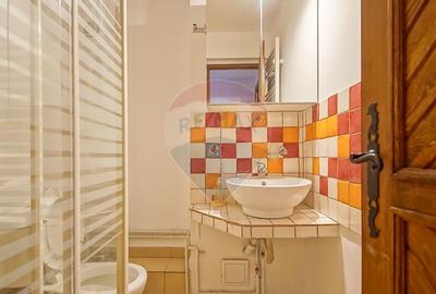 Casă cu 16 camere cu Teren 1368 Mp în Timișu de Sus - 28