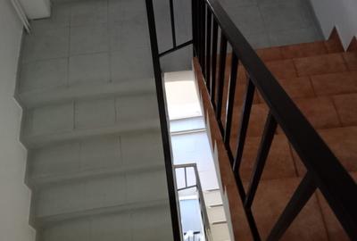 Birou, de 750 mp, în Gara de Nord - 9