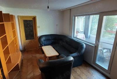 Vand apartament cu 3 camere in Govandari ,confort 1,etaj 1, bloc cu 4 etaje. Cerificat energetic B - 4