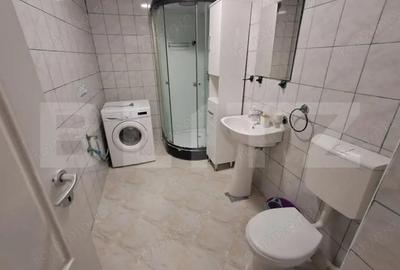 Apartament tip mansarda in zona porii, parcare inclusa - 1