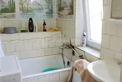 MOLDOVA NOUA, zona centrala, Casa 4 camere, 2 bai si garaj - 8