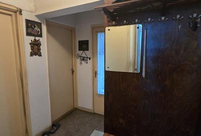 OLTENITEI-Pta SUDULUI, 2 camere, decomandate, 6/10, libere, 75000 euro - 5