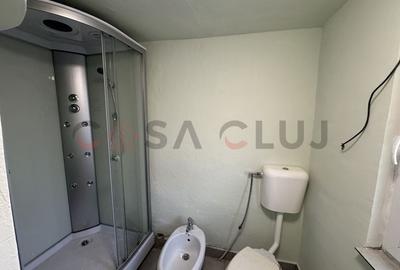 Casă cu curte comună, Zona Sala Sporturilor! - 9