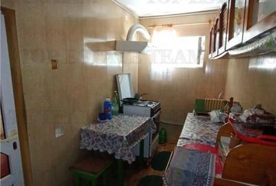 Casă cu 5 camere cu Teren 571 Mp în Slănic - 8