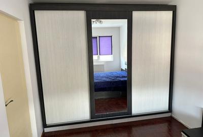 Apartament cu 2 camere semidecomandat, mobilat în Micro II - 1