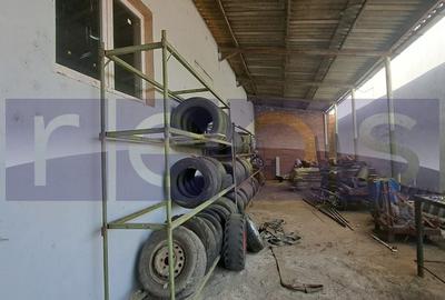 Spațiu industrial, de 340 mp, în Est - 3