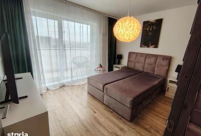 Apartament cu 3 camere, mobilat în Tractorul - 3